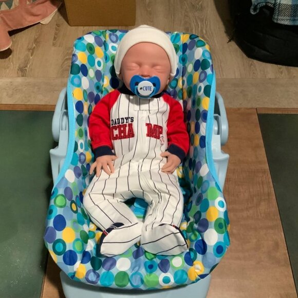 🆕17 inch Full Body Platinum Silicone Bald Baby Dolls Sleeping Closed Mouth Boy - Picture 5 of 10